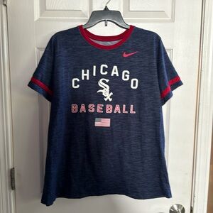 Nike Women’s Chicago White Sox baseball Dri Fit Tee XXL. Genuine MLB merchandise